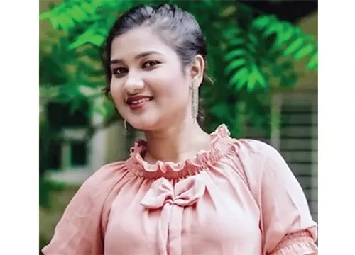 ধানমণ্ডিতে ৮ তলা থেকে পড়ে প্রাণ গেল অভিনেত্রী আসমা ঝিলিকের, মৃত্যু ঘিরে রহস্য, স্বামী গ্রেপ্তার